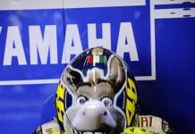 Valentino Rossi se castiga por la caída de Indianápolis