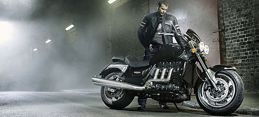 Nueva Triumph Rocket III Roadster 2010 - Street Fighter