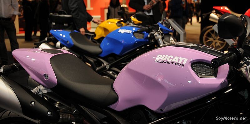 Ducati Monster 696 - Amplio abanico de colores