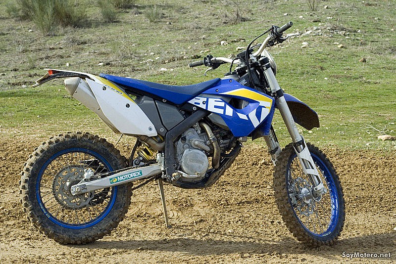 Husaberg FE 570  2010 - lateral derecho