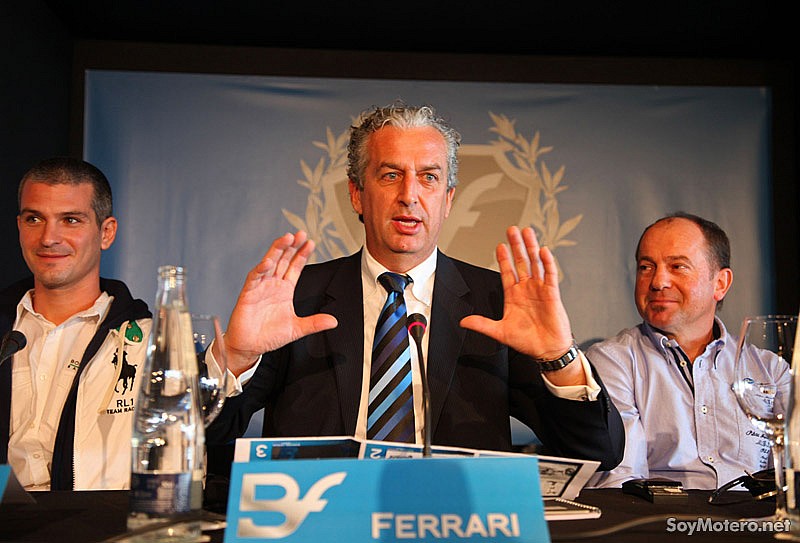Jordi Viladoms, Renato Ferrari y Jordi Arcarons en la presentación del Bordone Ferrari, Barcelona 2011