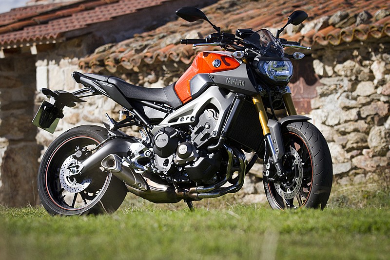La Yamaha MT-09 2014 es una moto que se diferencia de todo lo existente en el mercado