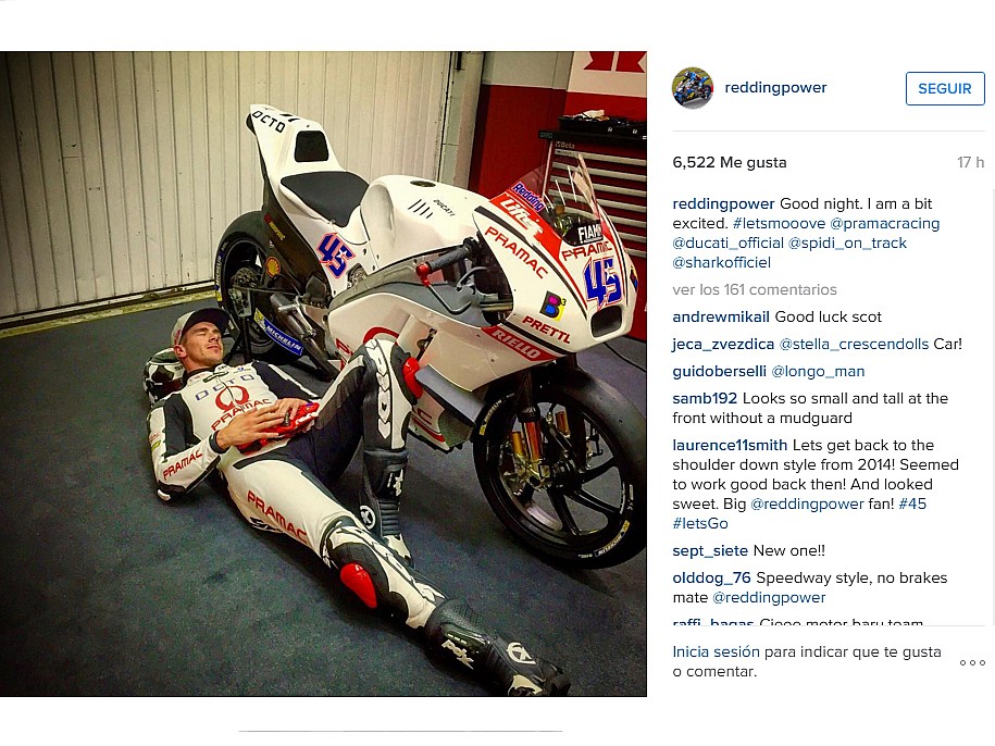 Scott Redding con la moto que llevará en 2016.