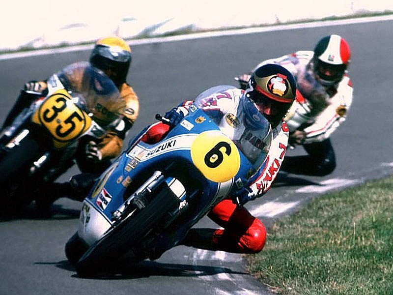 Barry Sheene ganó la primera carrera del Mundial de 500 con un slick de Michelin en 1975