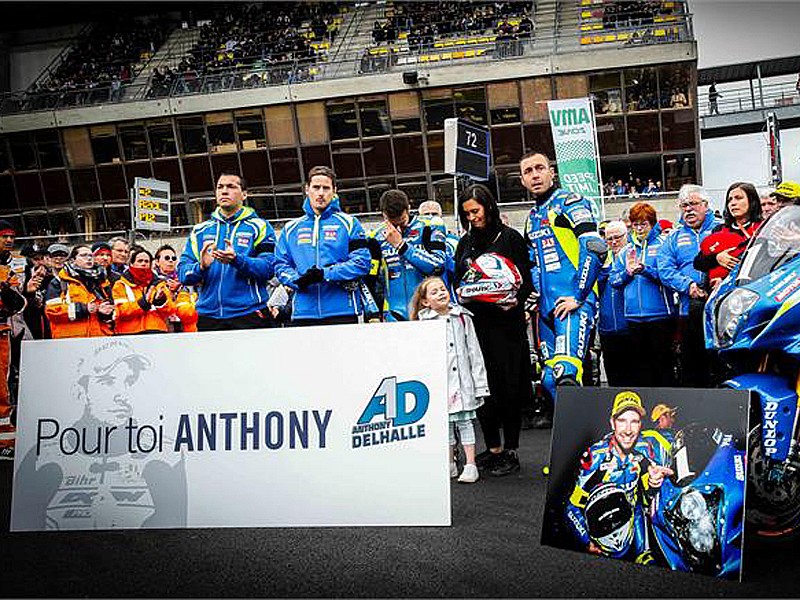 Homenaje al piloto Anthony Delhalle durante las 24h de Le Mans