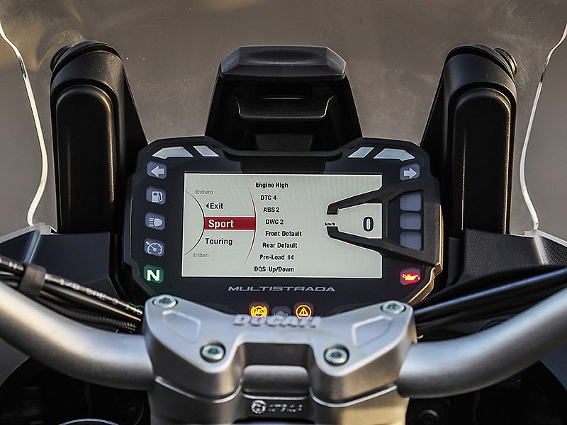Nueva instrumentación TFT a color de 5 pulgadas con mejor visibilidad para la Ducati Multistrada 1260 S 2018