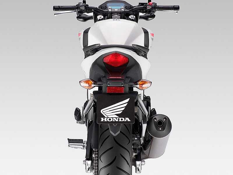 Consulta: cambiar escape a una Honda CB 500 F