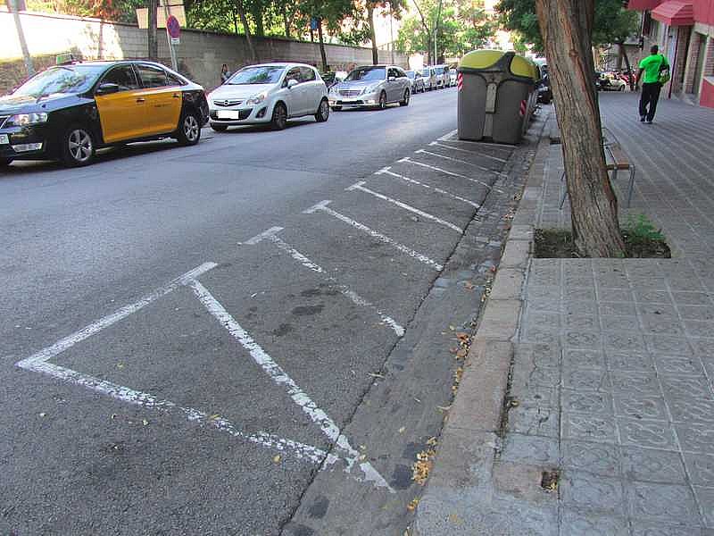 Barcelona no tolerará las motos mal aparcadas
