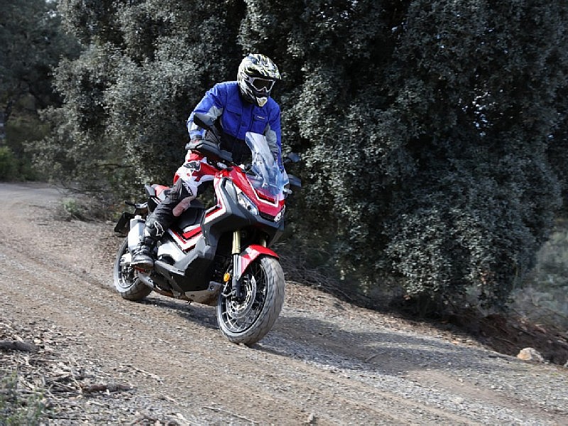 Honda X-ADV versión 2.018 en el test off road a los pies de la Sierra de Loja