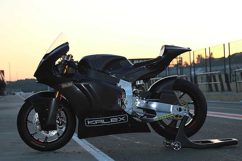 La Moto2 Kalex con motor Triumph ya rueda