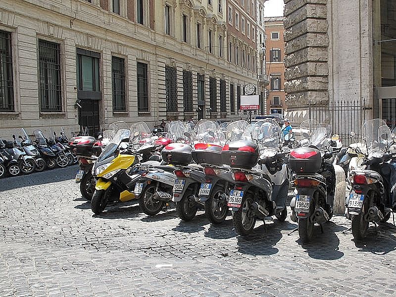 Ventas europeas: más motos y muchos menos ciclomotores