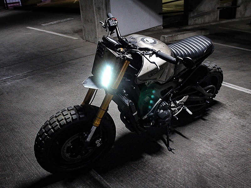 Yamaha MT-09 Droog Moto Custom - frontal