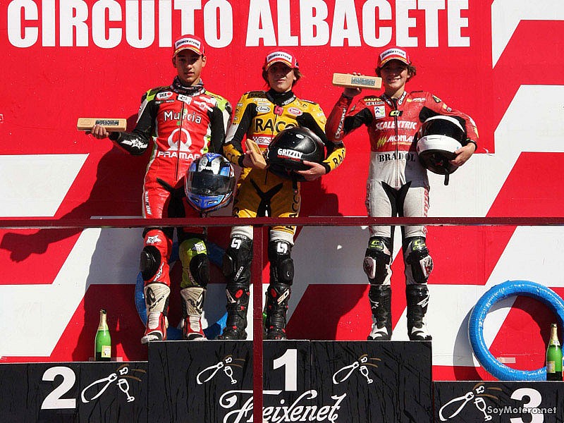 CMV Albacete 2010 - podio PreGP125 - Juanfran Guevara, Albert Arenas y Francesco Bagnaia