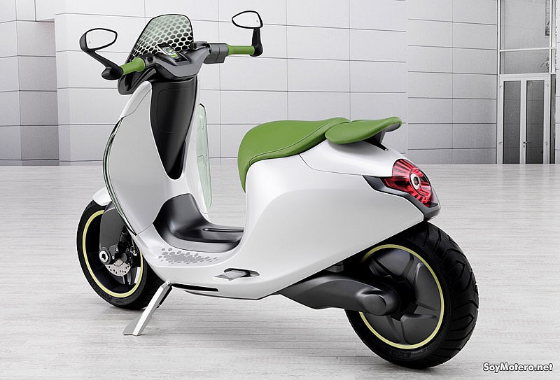 smart scooter - vista trasera, laterale escudo transparente