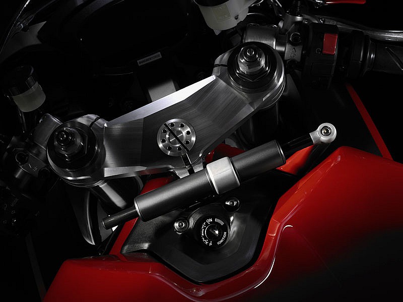 Ducati 848 EVO 2011 - amortiguador de dirección y ajustes de suspensión delantera