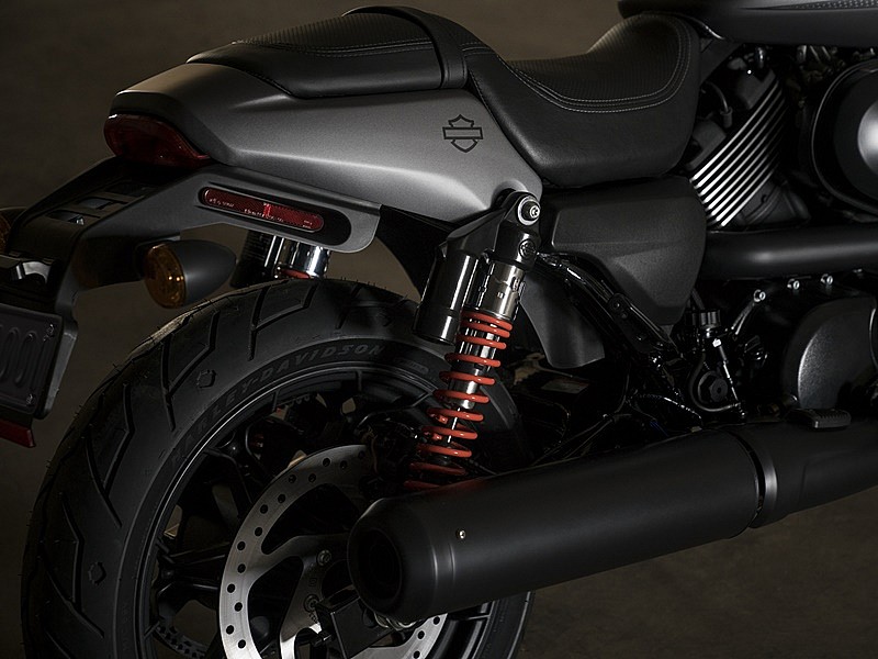 Harley-Davidson Street Rod, amortiguadores