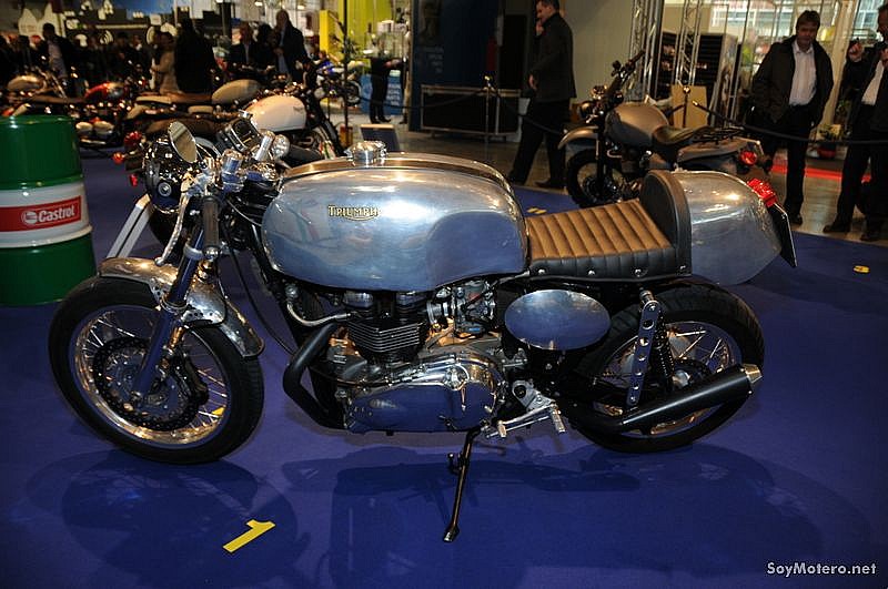 triuumph Thruxton 2005 - EICMA 2009