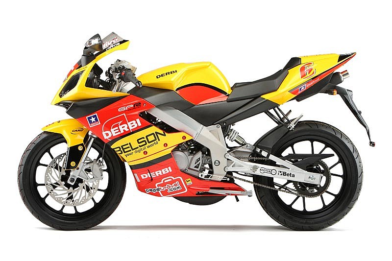 Derbi GPR 50 Racing Race R plica Ficha T cnica Fotos Y Precio Derbi GPR 50 Racing Race R plica Ficha T cnica Fotos Y Precio
