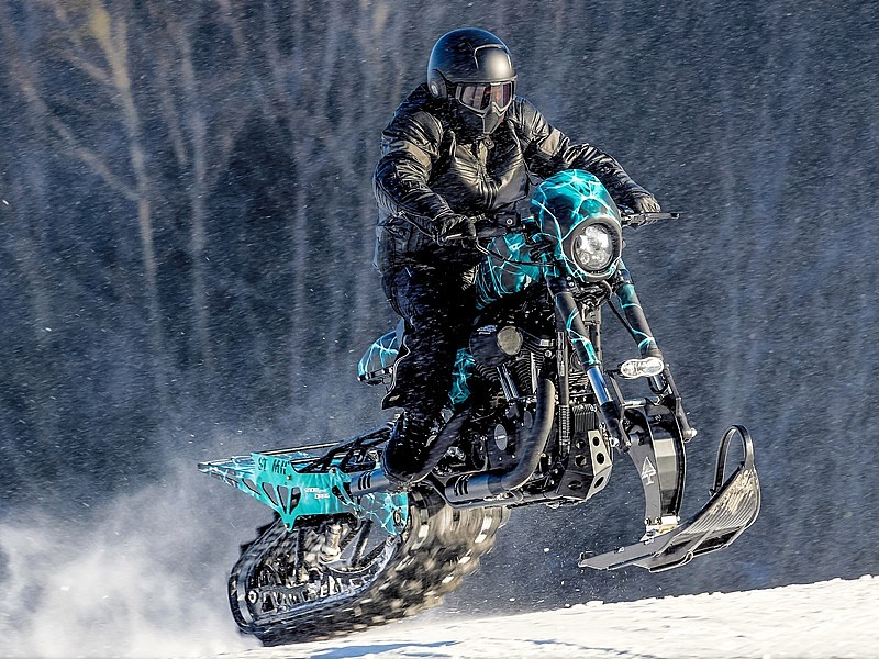 Harley–Davidson Roadster Snow Drag, jump