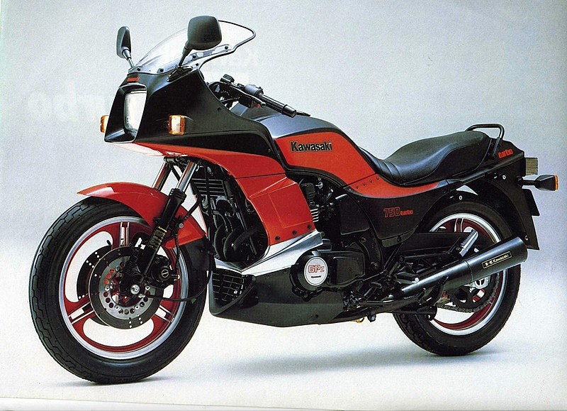 Kawasaki GPZ750 Turbo lateral