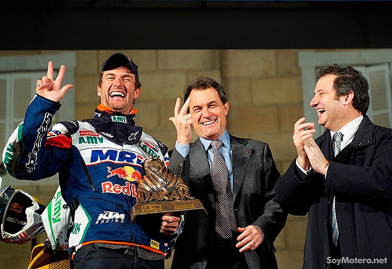 Marc Coma, recibido por Artur Mas y Jordi Hereu, Dakar 2011