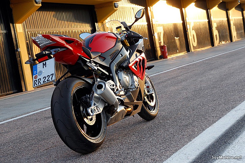 Nueva BMW S 1000 RR 2012: preparada para disfrutar