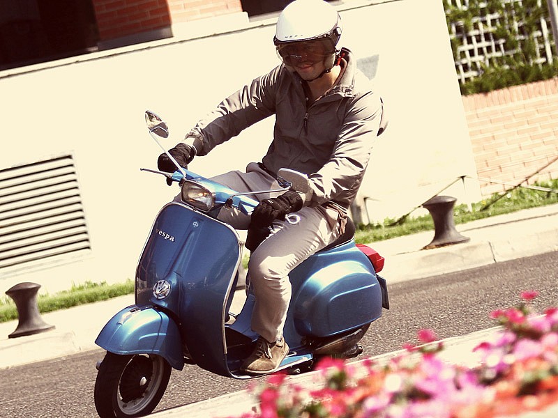 La Vespa Primavera es un scooter urbano muy ratonero.