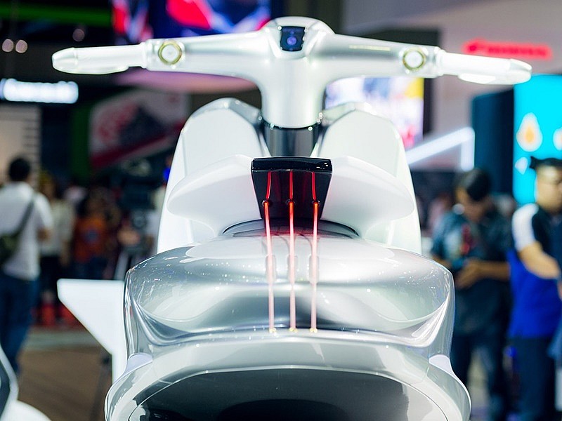 Yamaha Glorious 155 Concept luz trasera