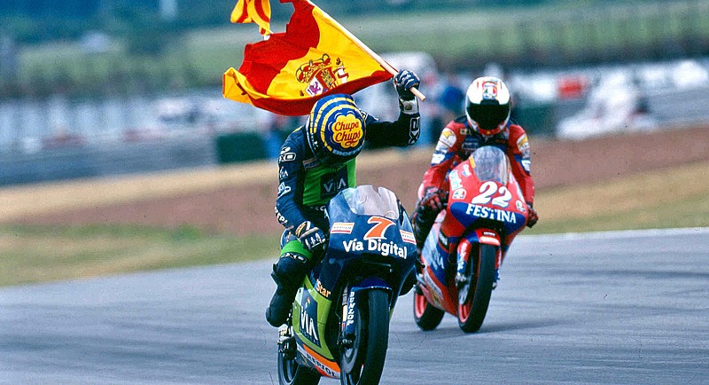 Emilio Alzamora (Honda), campeón del mundo de 125 cc en 1999