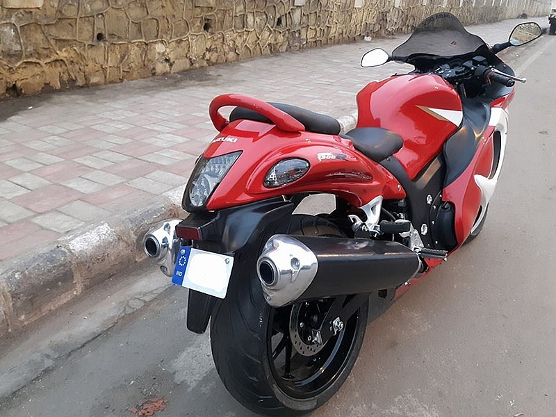 Suzuki Hayabusa réplica - trasera