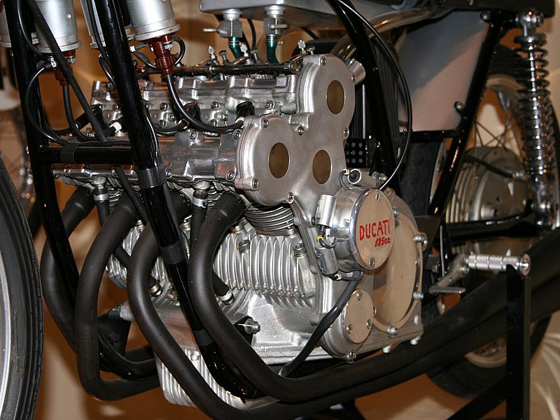 Motor de la Ducati 125/4 GP de 1965
