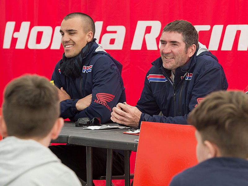 Jean-Michel Bayle y Gautier Paulin fueron los profes de lujo en el stage de Albaida.