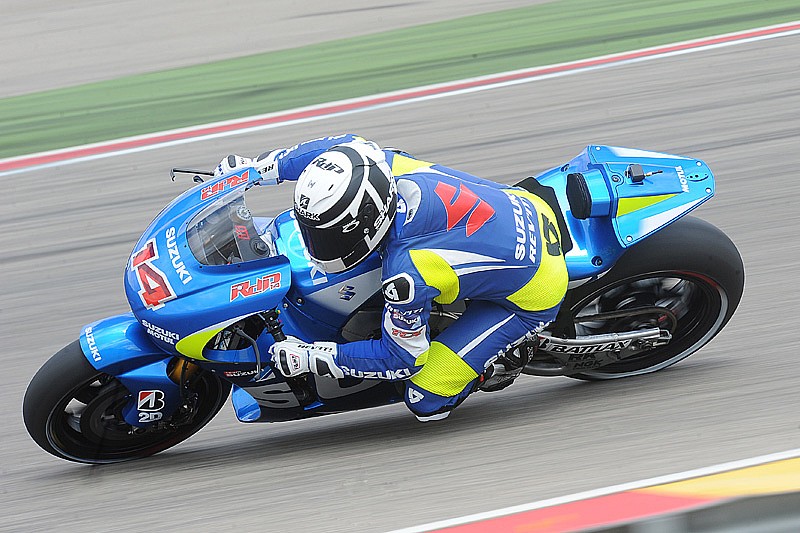 Randy De Puniet probó el prototipo que Suzuki está desarrollando para competir en MotoGP en 2015.