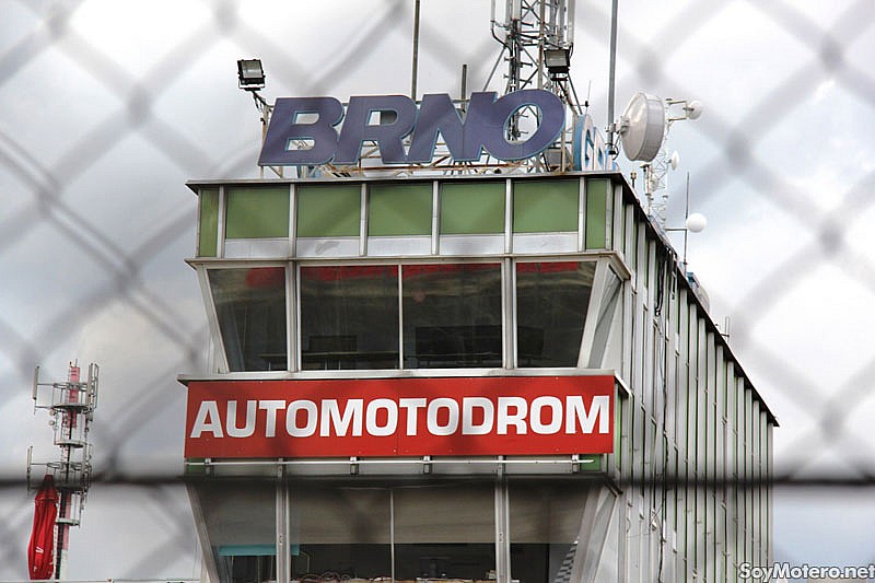 Torre del Circuito de Brno en la República Checa