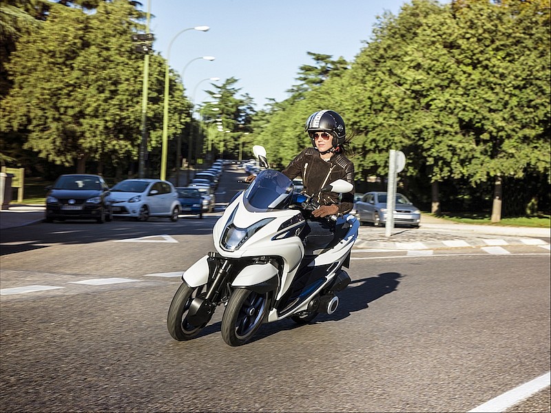 EICMA 2013, novedades Yamaha:Nuevo tres ruedas Tricity para el 2014