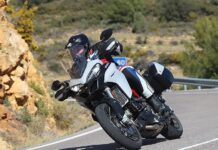 La Ducati Multistrada 950 S 2019 monta llanta delantera de 19 pulgadas