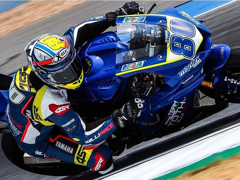 Barberá con la Yamaha Supersport
