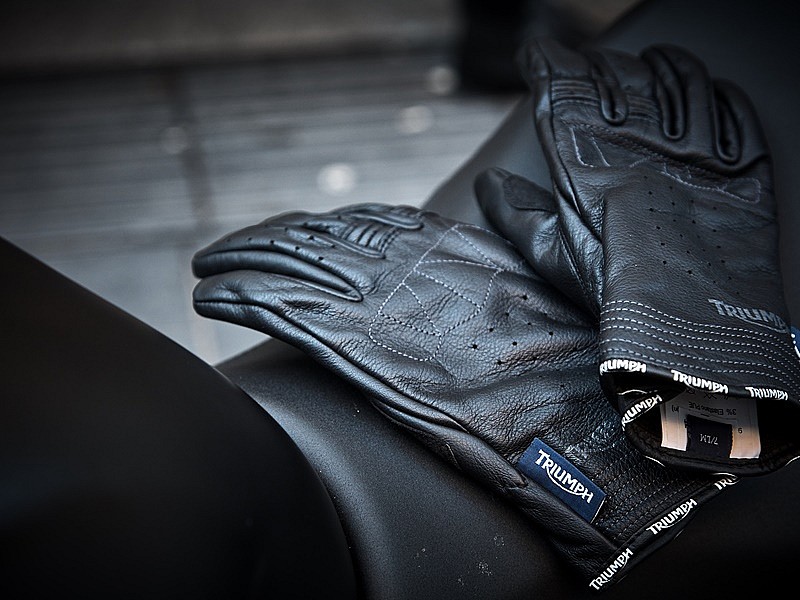 Black Weekend de Triumph - guantes