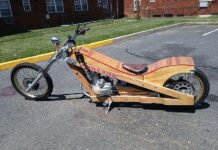 Wooden Horse, una moto de madera