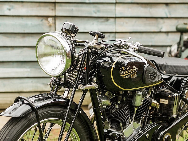 Velocette V-twin - faro