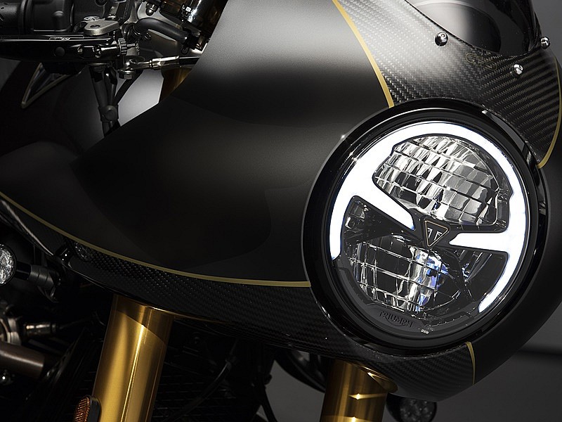Triumph Thruxton TFC - faro