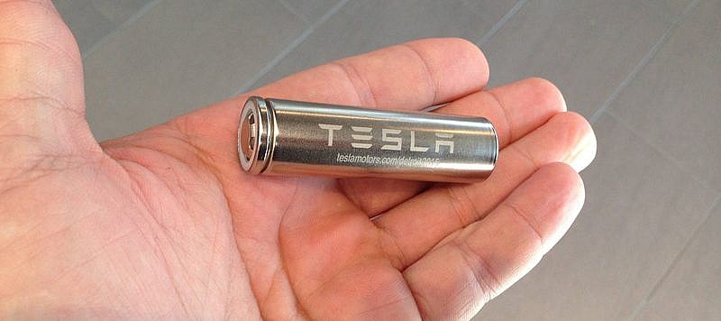 Elemento básico de una batería Tesla