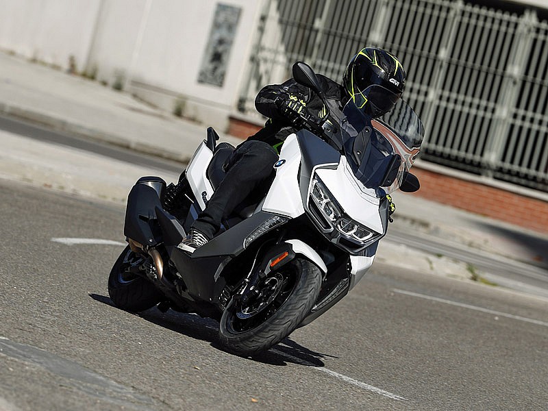 La estabilidad del BMW C400GT es excelente