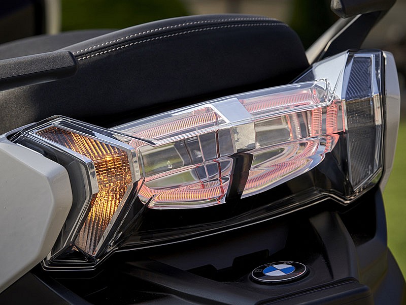 Óptica trasera del BMW C400GT