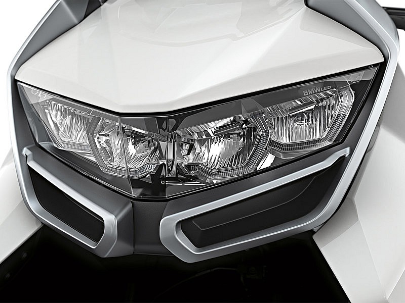 Óptica delantera LED para el BMW C400GT