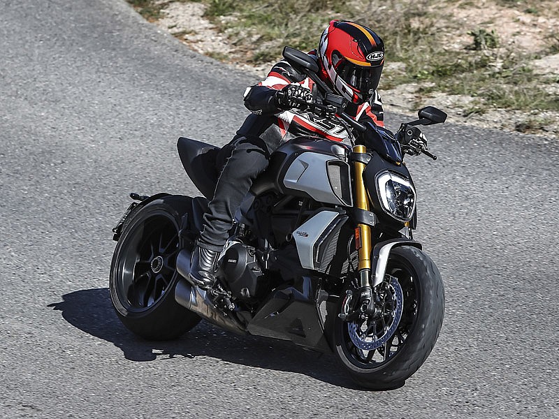 El rediseño de la Ducati Diavel S 2019 la hace más compacta y atractiva