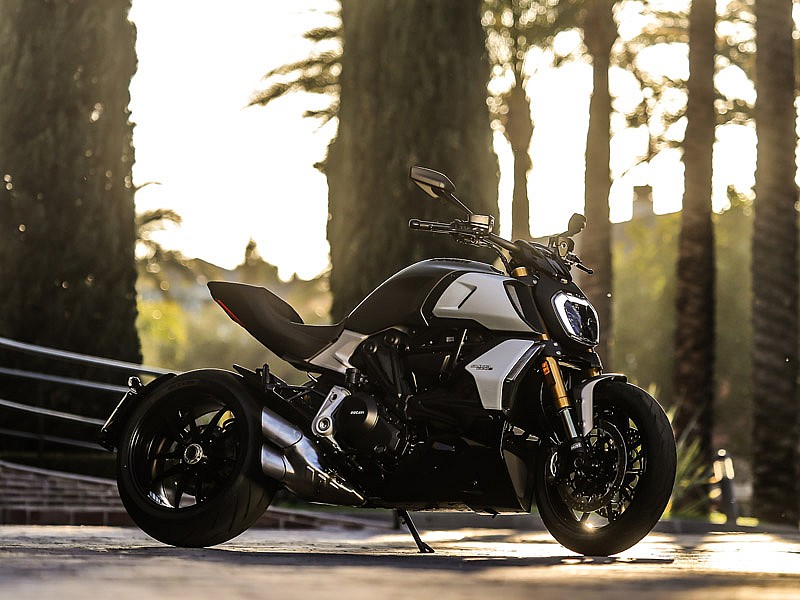 Ducati Diavel 1260 S 2019 gris