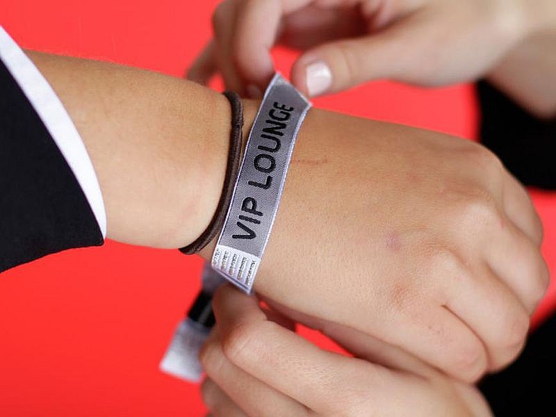Pulsera acreditativa del VIP Lounge MotorLand