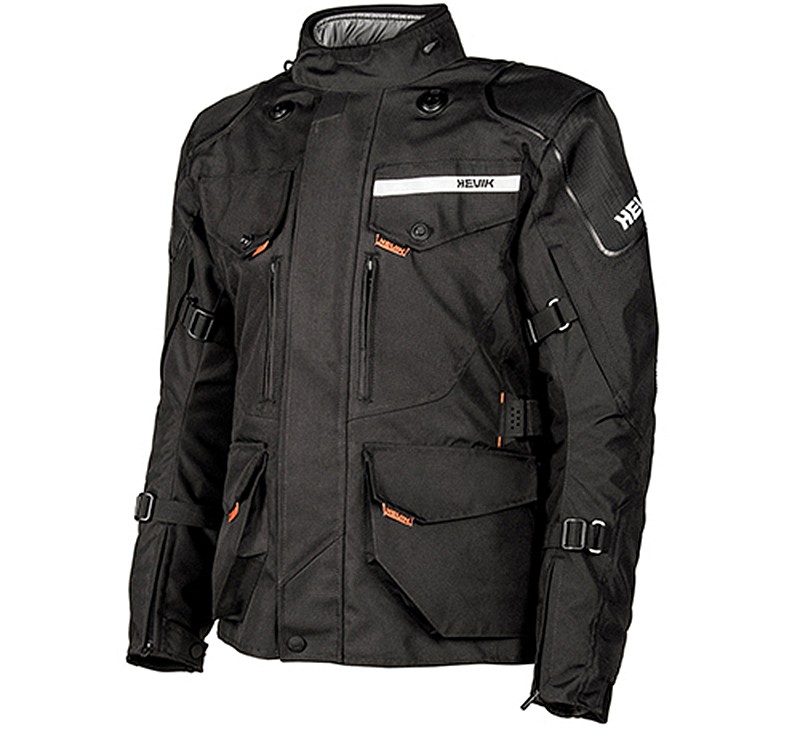 La Chaqueta trail Hevik Titanium en negro.