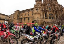 El Mundial de Enduro en la Plaza del Obradoiro.